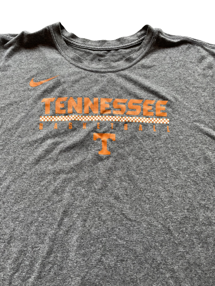 Yves Pons Tennessee Basketball Team Issued Workout Tank (Size XL)