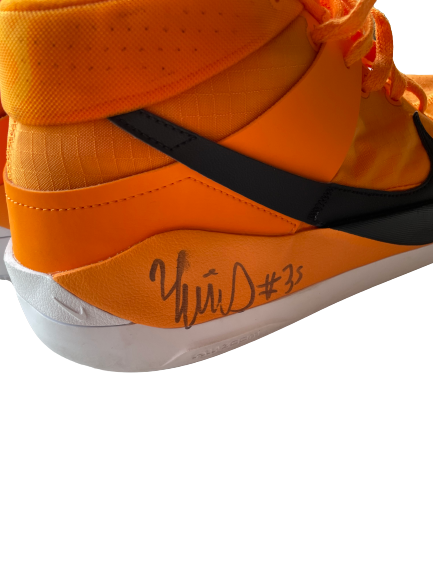 Yves Pons Tennessee Basketball SIGNED Team Exclusive Kevin Durant Shoes (Size 13.5)