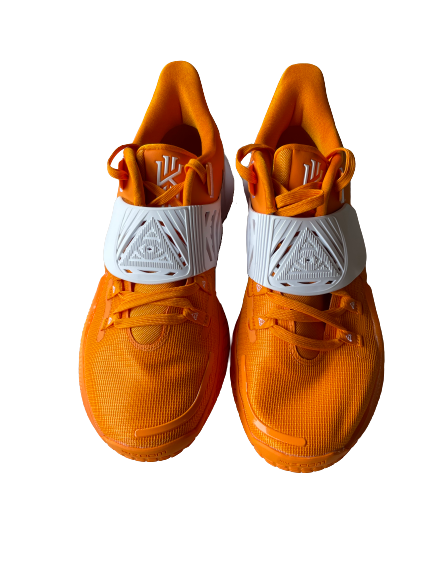 Yves Pons Tennessee Basketball SIGNED Team Exclusive Kyrie Irving Shoes (Size 13.5)