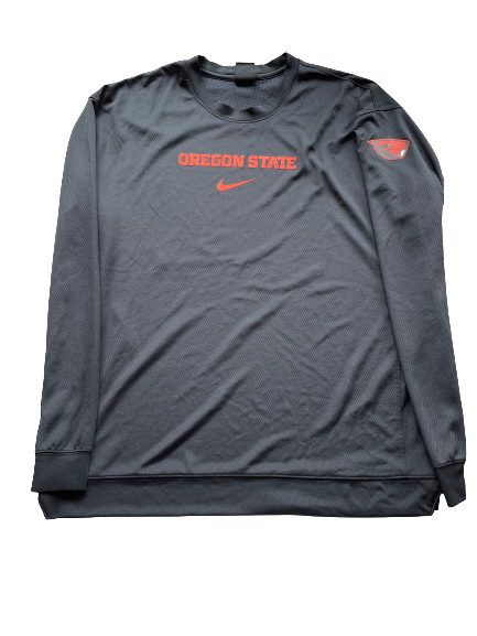 Ethan Thompson Oregon State Basketball Player Exclusive Pre-Game Worn Shooting Shirt (Size L)