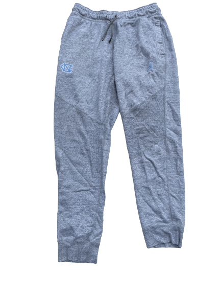 Roscoe Johnson North Carolina Football Team Issued Sweatpants (Size L)