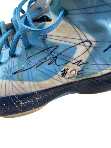 J.P. Tokoto North Carolina Basketball SIGNED Game Worn Shoes (Size 13)