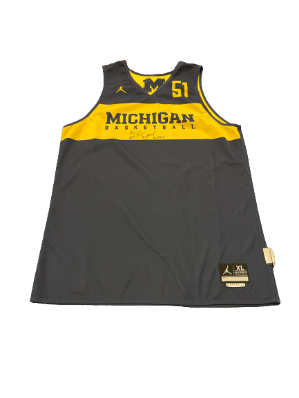 Austin Davis Michigan Basketball SIGNED Reversible Practice Jersey (Size XL)