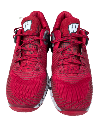 Trevor Anderson Wisconsin Basketball Team Issued Shoes (Size 12)