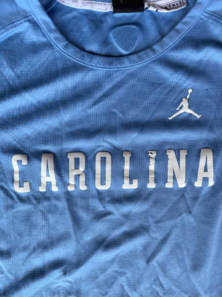 J.P. Tokoto North Carolina Basketball Player Exclusive Long Sleeve Pre-Game Shooting Shirt (Size L)