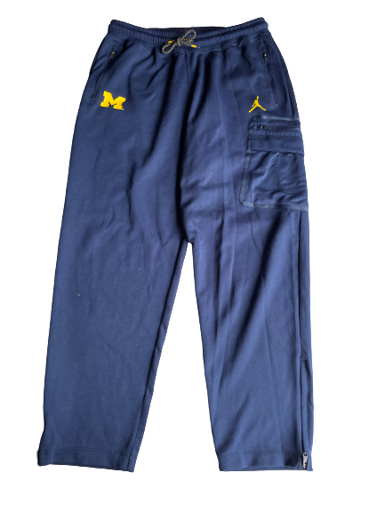 Danielle Rauch Michigan Basketball Team Issued Sweatpants (Size L)