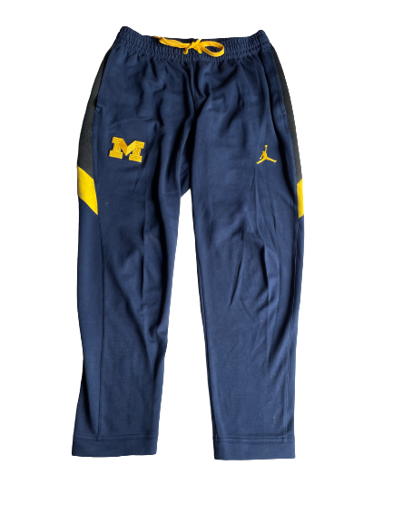 Danielle Rauch Michigan Basketball Team Issued Travel Sweatpants (Size L)