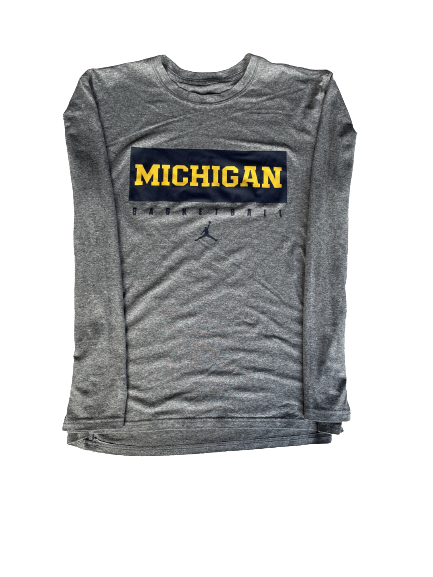 Danielle Rauch Michigan Basketball Team Issued Long Sleeve Workout Shirt (Size M)