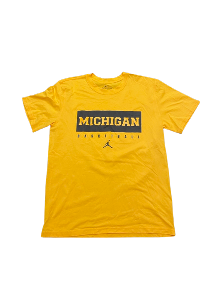 Michigan Basketball Team Issued Jordan Workout Shirt (Size M)