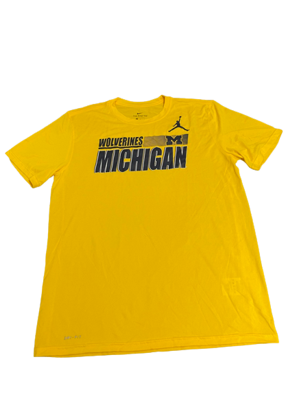 Adrien Nunez Michigan Basketball Team Issued Workout Shirt (Size L)