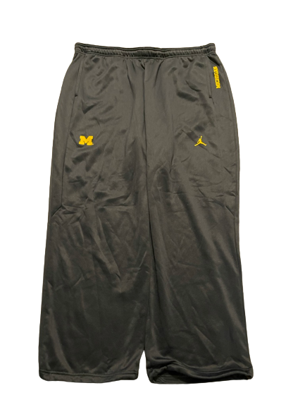 Chris Hinton Michigan Football Team Issued Sweatpants (Size 3XL)