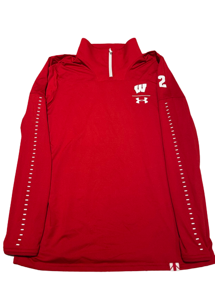 Sydney Hilley Wisconsin Volleyball Team Issued Pullover with Number on Sleeve (Size M)