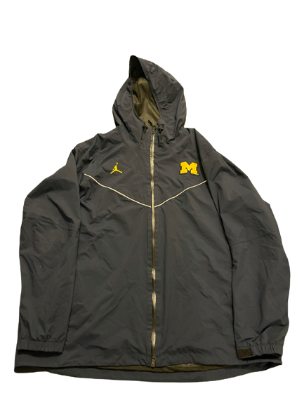 Chris Hinton Michigan Football Team Issued Rain Jacket (Size 3XL)