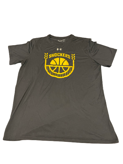 Alterique Gilbert Wichita State Basketball Team Issued T-Shirt (Size M)