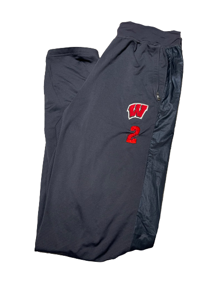 Sydney Hilley Wisconsin Volleyball Exclusive Sweatpants with Number (Size M)