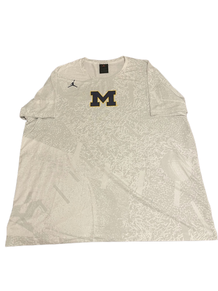 Chris Hinton Michigan Football Team Issued Workout Shirt (Size 3XL)