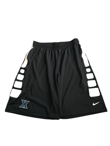 J.P. Macura Xavier Basketball Nike Practice Shorts (Size XL)