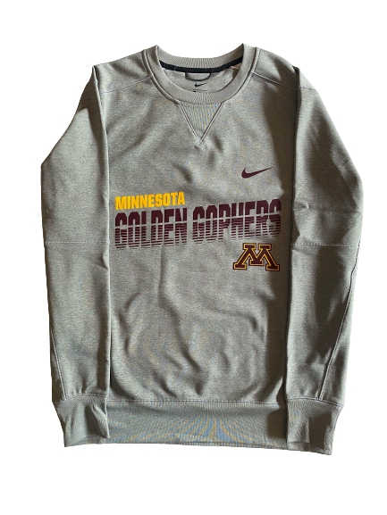 Alexis Hart Minnesota Volleyball Team Issued Crew Neck Sweatshirt (Size L)