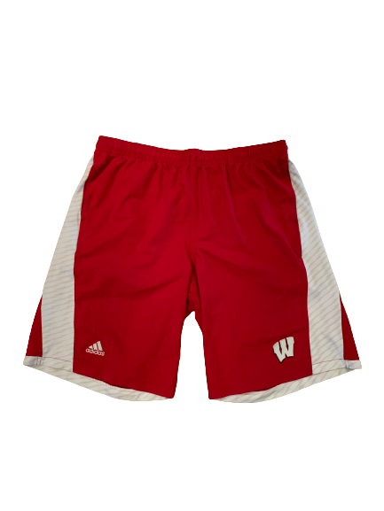 Garrett Groshek Wisconsin Football Workout Shorts (Size XL)