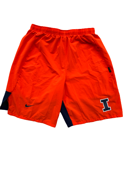 Brandon Peters Illinois Football Team Issued Workout Shorts (Size L)