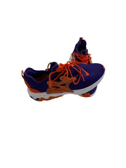 James Skalski Clemson Football Team-Issued Shoes (Size 11.5)