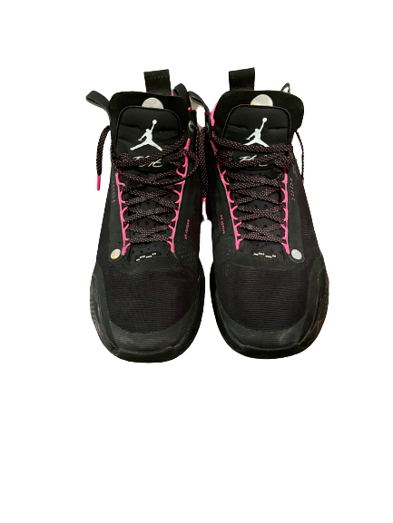 Jon Teske Michigan Game Worn Player Exclusive Jordan Shoes (Size 14) - Photo Matched