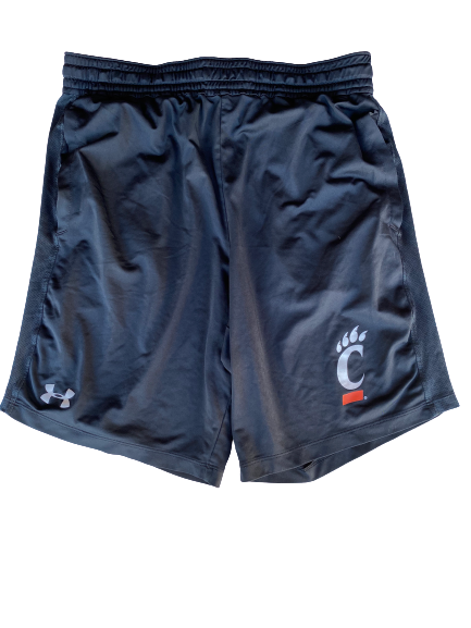 Jarron Cumberland Cincinnati Under Armour Shorts (Size L)