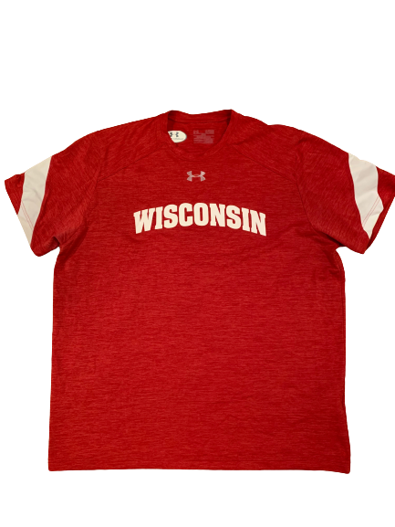 Nate Reuvers Wisconsin Basketball Team Issued T-Shirt (Size XL)
