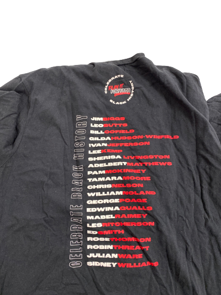 Jade Demps Wisconsin Volleyball Team-Issued T-Shirt (Size L)