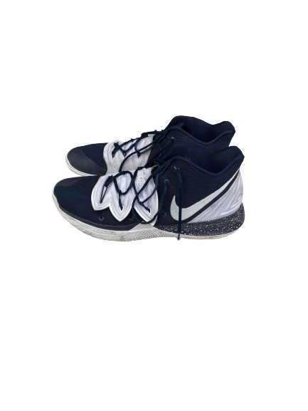 Zach Hankins Xavier Basketball 2018-2019 Game Worn Shoes (Size 17) - Photo Matched