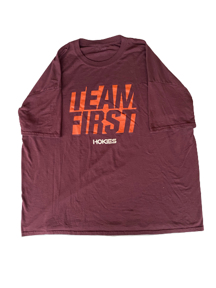 Christian Darrisaw Virginia Tech Football Team Issued Workout Shirt (Size 3XL)