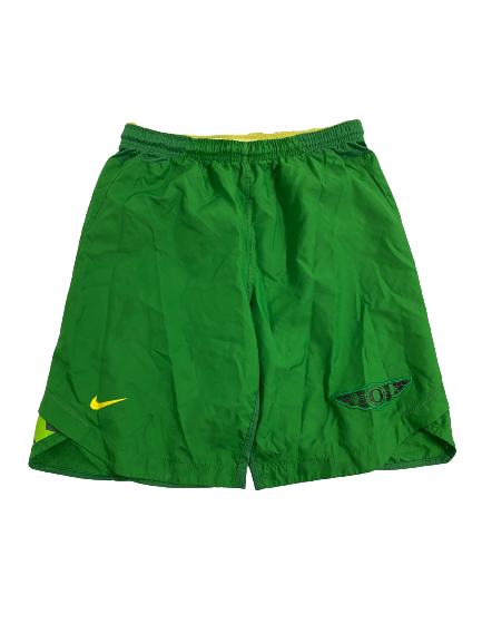 Travis Dye Oregon Football Player-Exclusive Shorts (Size M)