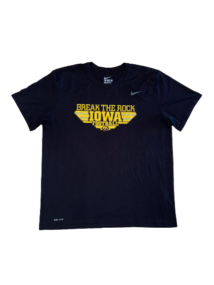 Brandon Smith Iowa Football Team Exclusive "Break The Rock" T-Shirt (Size XL)