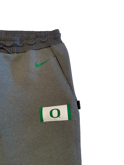 Eddy Ionescu Oregon Basketball Player Exclusive Sweatpants with Magnetic Bottoms (Size LT)