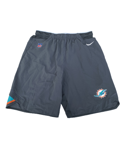 Miami Dolphins Team Issued Workout Shorts (Size M)