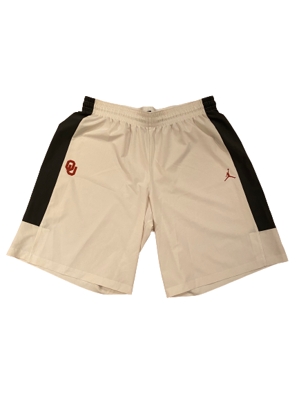 Adrian Ealy Oklahoma Football Team Issued Shorts (Size XXXL)