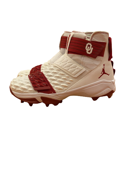 Adrian Ealy Oklahoma Football Player Exclusive Cleats (Size 15)