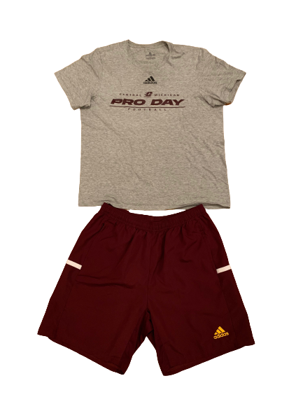 David Moore Central Michigan Football Team Exclusive Pro Day T-Shirt and Shorts