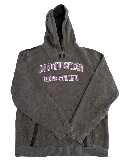 Ryan Deakin Northwestern Wrestling Team Issued Sweatshirt (Size M)