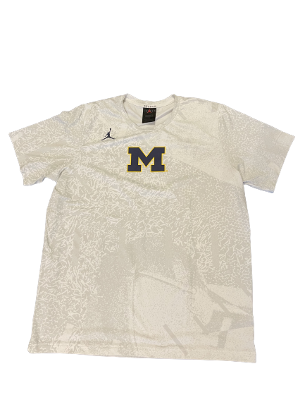 Michigan Football Team Issued Workout Shirt (Size L)