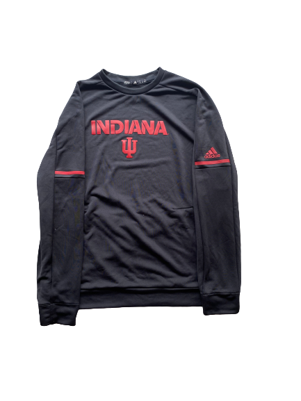 Justin Smith Indiana Basketball Team Issued Crew Neck Sweatshirt (Size XL)