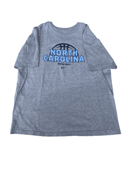Luke Maye North Carolina Basketball T-Shirt (Size XL)