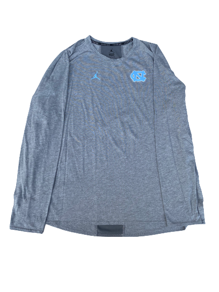 Luke Maye North Carolina Basketball Long Sleeve Shirt (Size XXL)