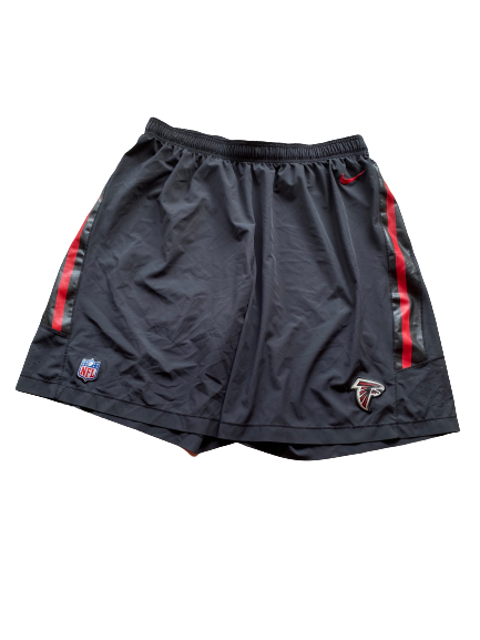 Alex Mack Atlanta Falcons Team Issued Workout Shorts (Size 3XL)