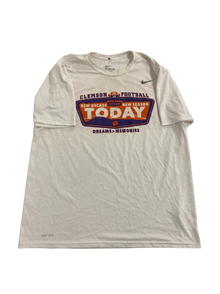 K.J. Henry Clemson Football Player-Exclusive "Dreams>Memories" T-Shirt (Size XL)
