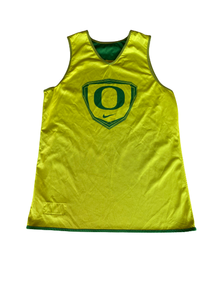 Casey Benson Oregon Basketball Player Exclusive Reversible Practice Jersey (Size L)