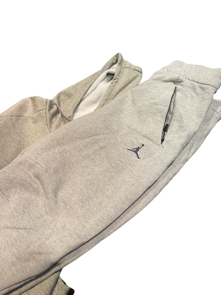 Michigan Jordan Jumpsuit (Sweatshirt & Sweatpants) - Size M