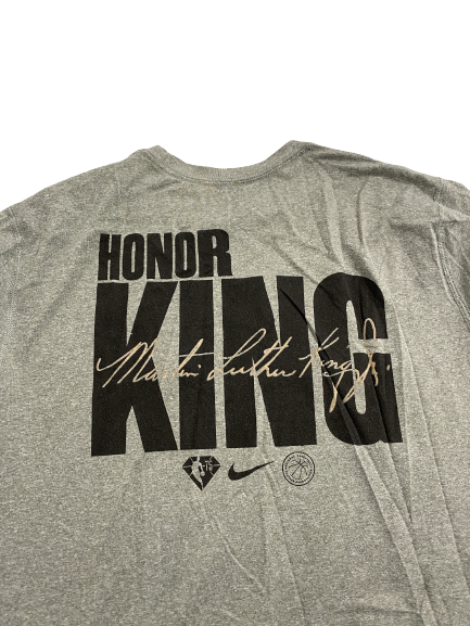 Phoenix Suns Basketball Team-Exclusive MLK DAY T-Shirt (Size XLT)