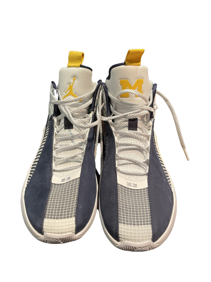 Chaundee Brown Michigan Basketball Player Exclusive Jordan Shoes (Size 15)