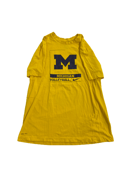 Jess Mruzik Michigan Volleyball Team-Issued T-Shirt (Size L)
